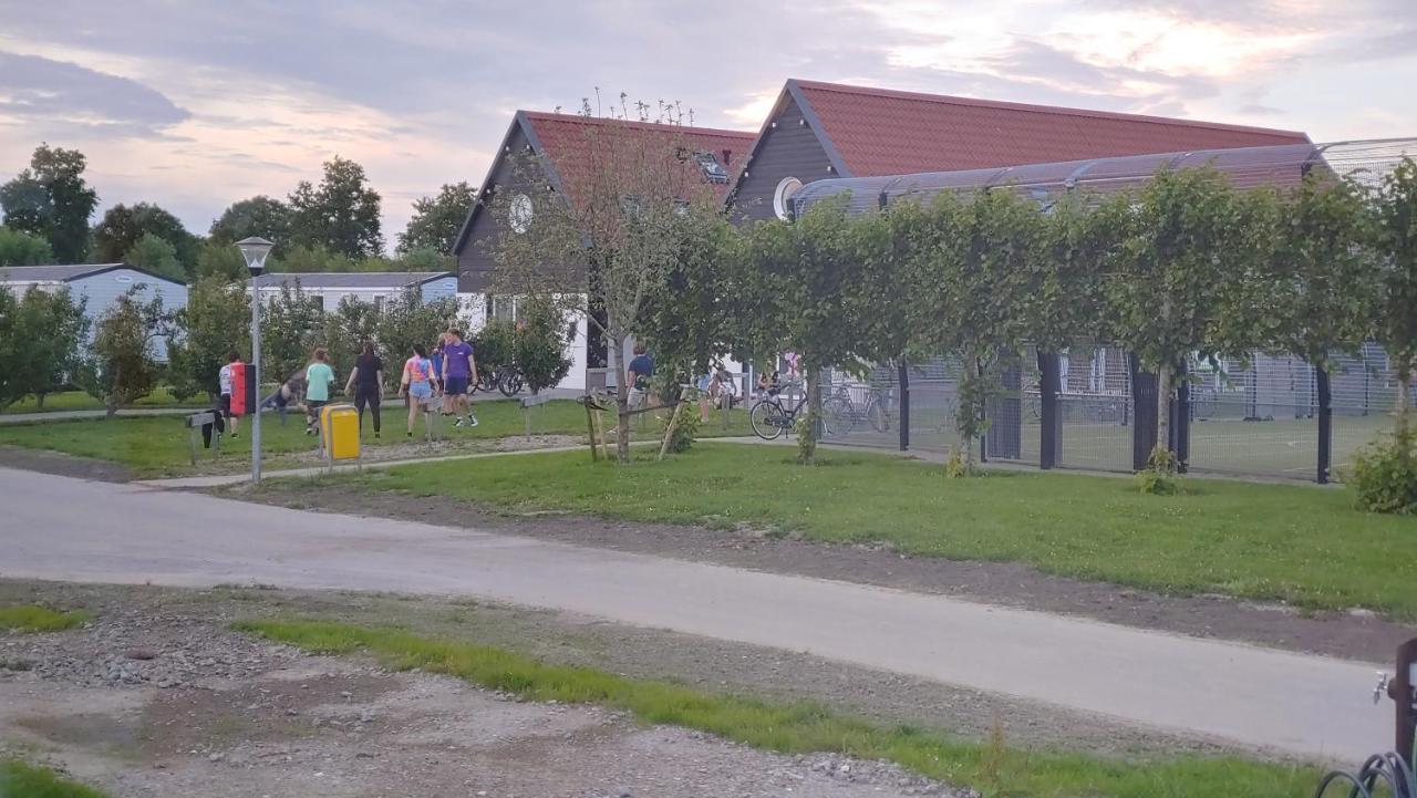 Chalet M44 Oostkapelle Kültér fotó
